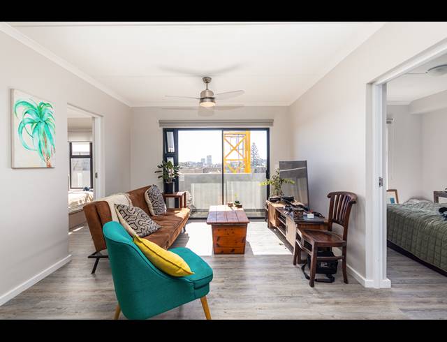 1 BEDROOM APARTMENT FOR SALE IN TABLE VIEW